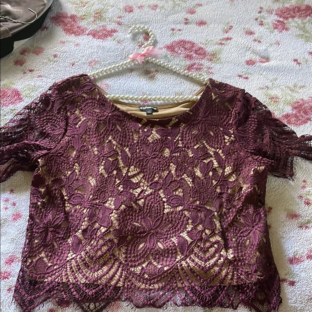 Maroon Express top